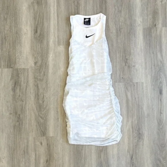 Nike Sportswear Women's Indio Dress White Sz M - Picture 3 of 11